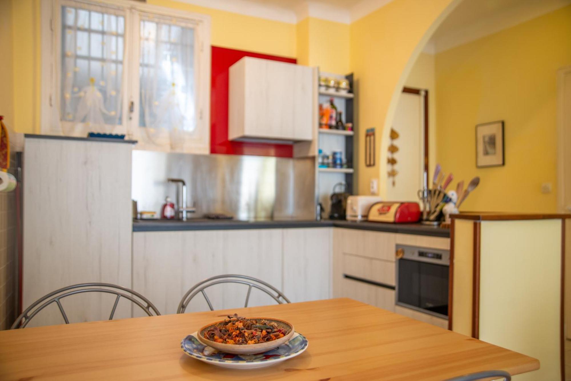 Joli 2 Pièces à 150m De La Appartement