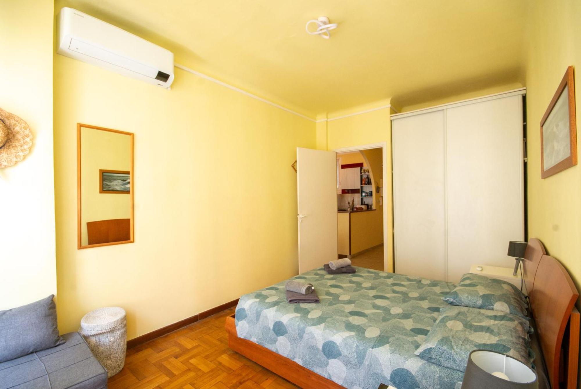 Joli 2 Pièces à 150m De La Appartement