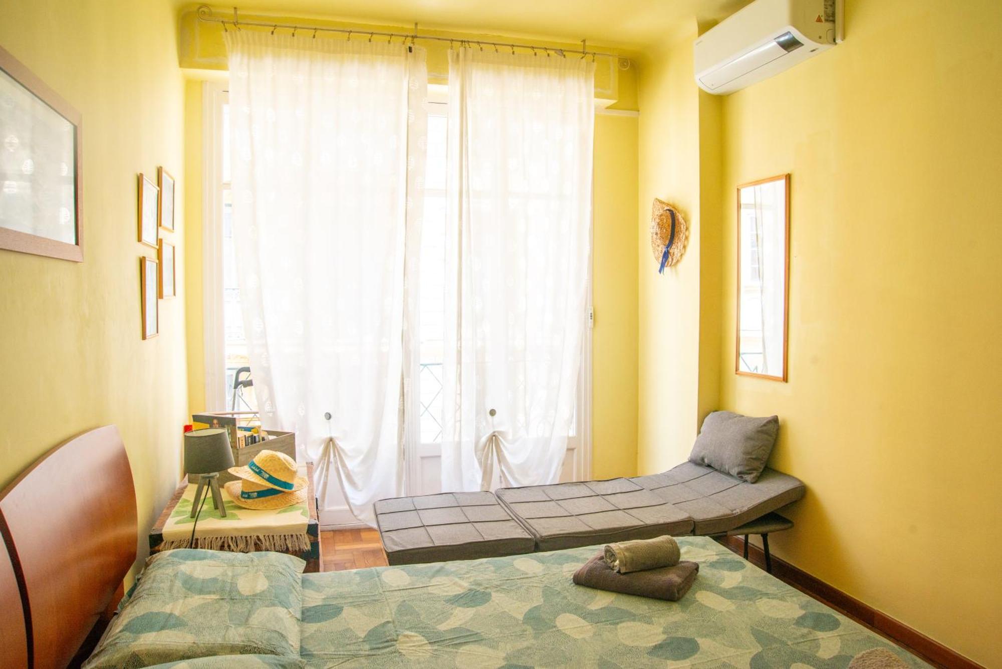 Joli 2 Pièces à 150m De La Appartement *